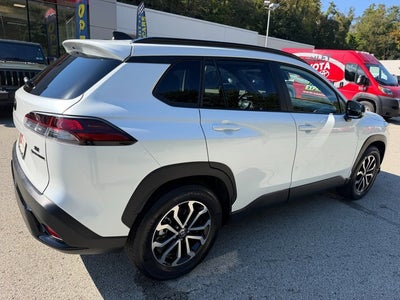2026 Toyota Corolla Cross Hybrid SE