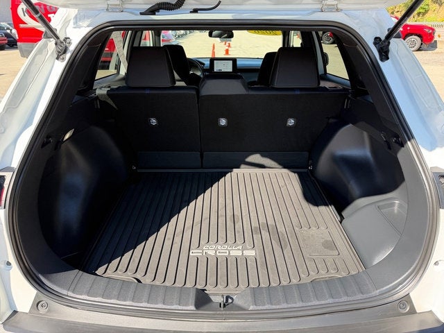 2026 Toyota Corolla Cross Hybrid SE