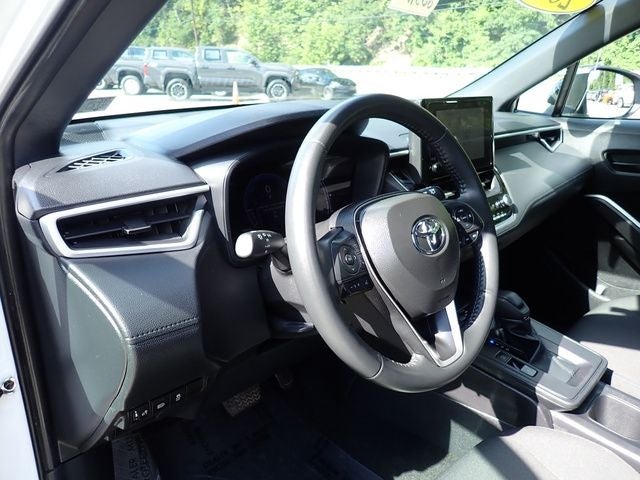 2026 Toyota Corolla Cross Hybrid SE