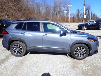 2023 Toyota Corolla Cross Hybrid SE