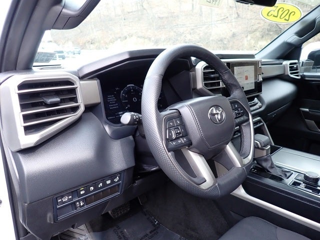 2025 Toyota Sequoia SR5