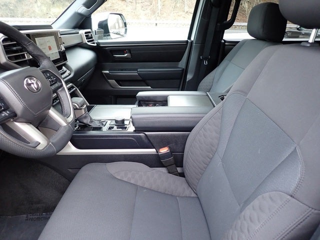 2025 Toyota Sequoia SR5