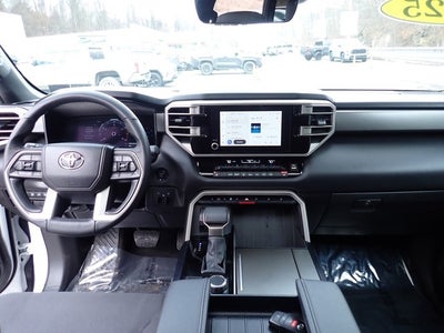 2025 Toyota Sequoia SR5