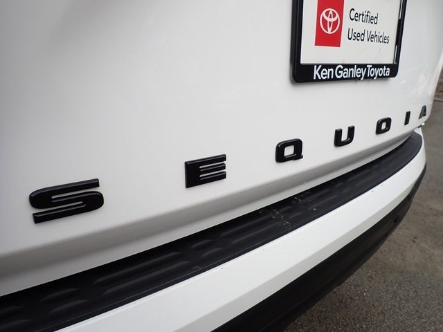 2025 Toyota Sequoia SR5