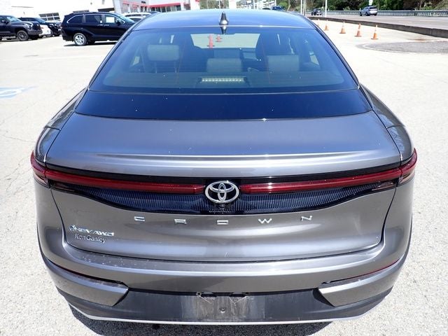 2024 Toyota Crown XLE