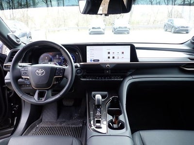 2025 Toyota Crown Signia Limited