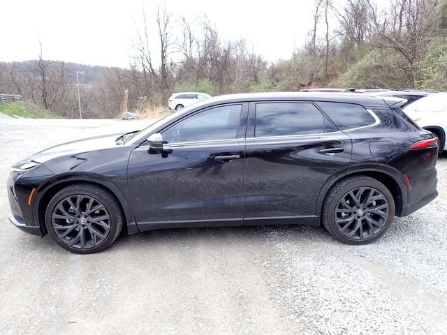 2025 Toyota Crown Signia Limited