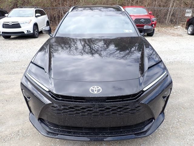 2025 Toyota Crown Signia Limited