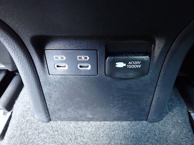 2024 Toyota Prius Prime SE