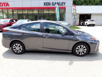 2022 Toyota Prius LE AWD-e