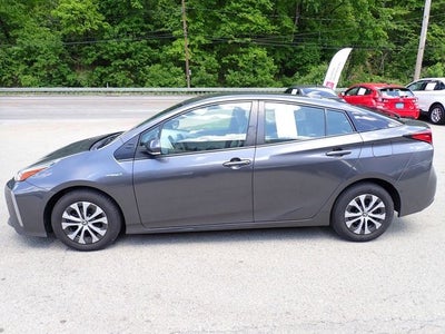 2022 Toyota Prius LE AWD-e