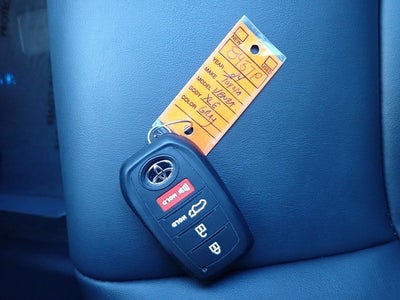 2024 Toyota Venza XLE