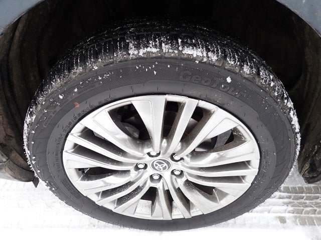 2024 Toyota Venza XLE