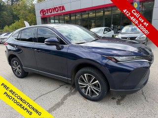 2022 Toyota Venza LE