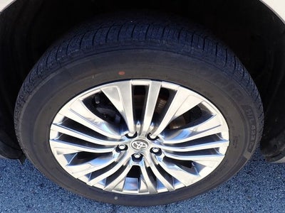 2023 Toyota Venza XLE