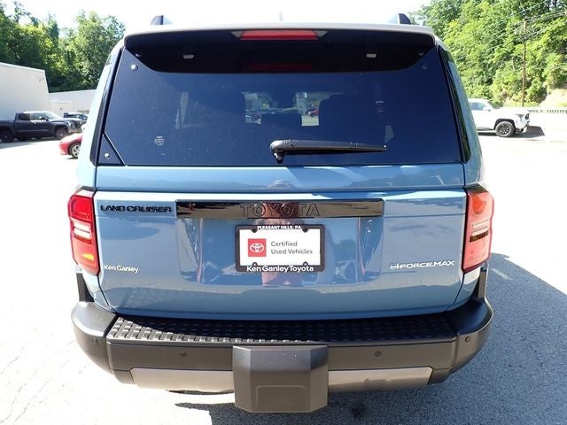 2026 Toyota Land Cruiser Base