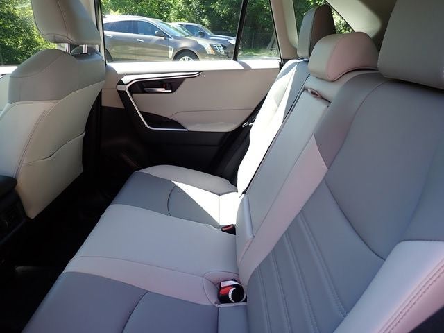 2025 Toyota RAV4 Hybrid XLE Premium