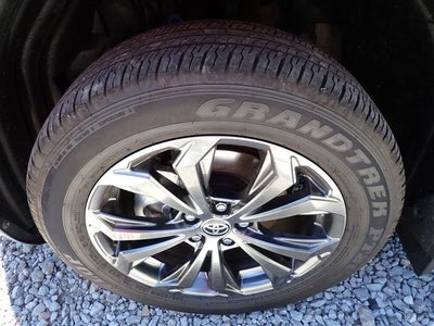 2025 Toyota RAV4 Hybrid XLE Premium