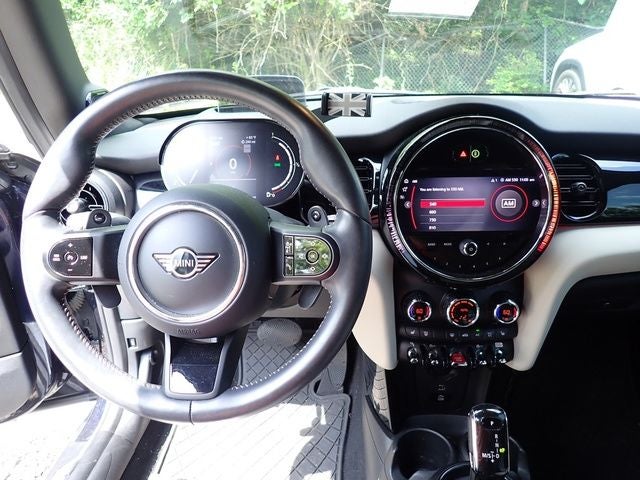 2023 MINI Cooper S Iconic
