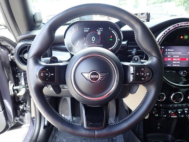 2023 MINI Cooper S Iconic