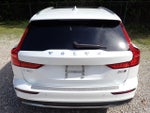 2024 Volvo V60 Cross Country B5 Plus