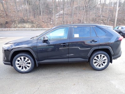 2025 Toyota RAV4 XLE Premium