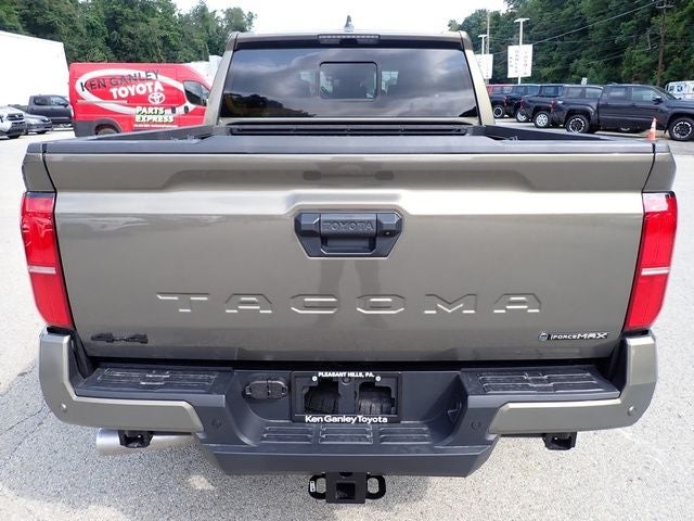 2026 Toyota Tacoma i-FORCE MAX Tacoma TRD Off-Road