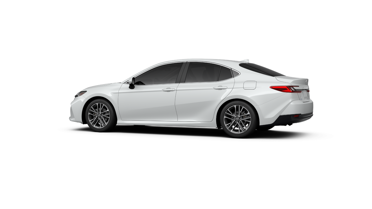 2027 Toyota Camry XLE AWD