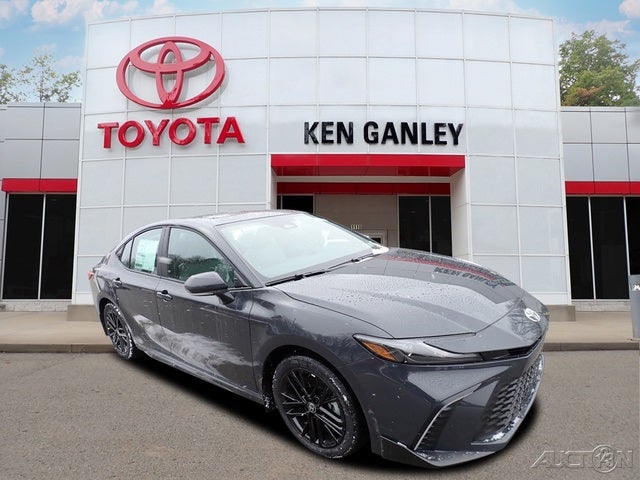 2026 Toyota Camry SE AWD