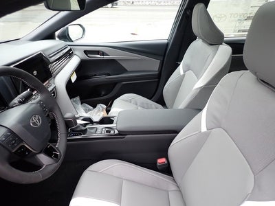 2026 Toyota Camry SE AWD