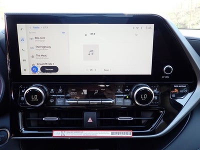 2026 Toyota Highlander Hybrid Platinum