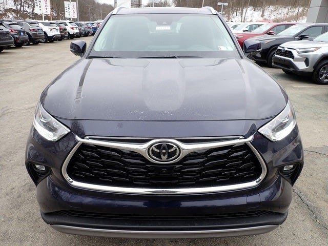 2026 Toyota Highlander Hybrid Platinum