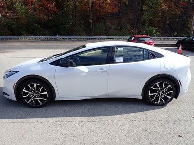 2026 Toyota Prius Plug-in Hybrid XSE