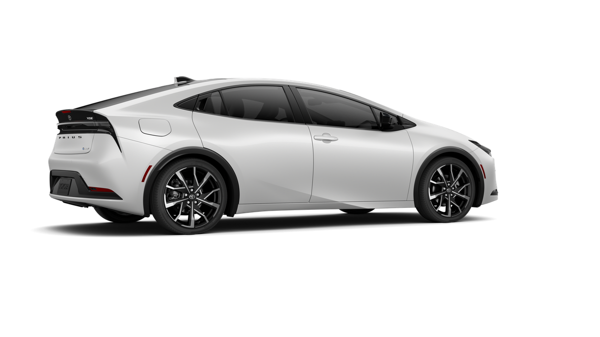 2027 Toyota Prius Plug-in Hybrid XSE
