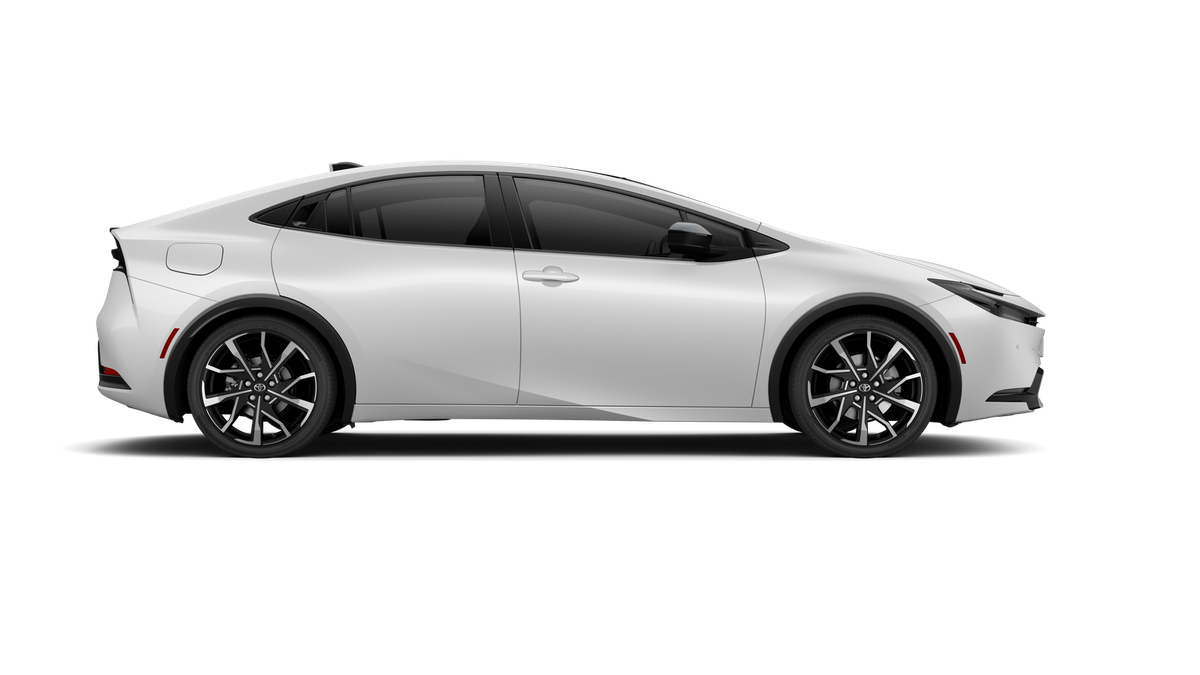 2027 Toyota Prius Plug-in Hybrid XSE
