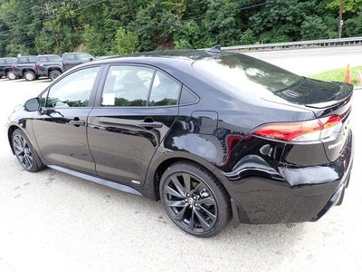 2026 Toyota Corolla Hybrid SE AWD