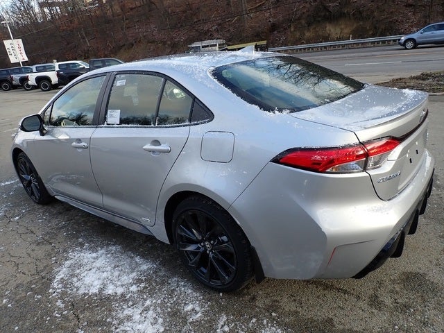 2026 Toyota Corolla Hybrid SE AWD