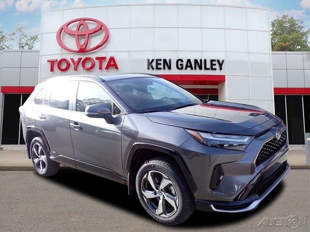 2025 Toyota RAV4 Plug-in Hybrid SE
