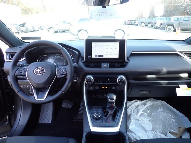 2025 Toyota RAV4 Plug-in Hybrid SE