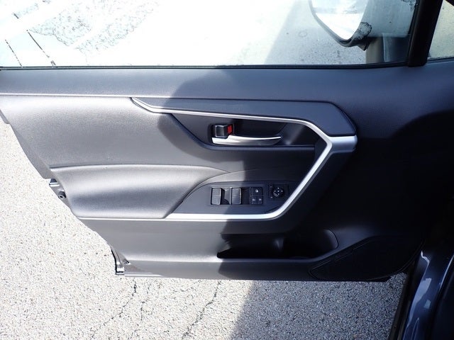 2025 Toyota RAV4 Plug-in Hybrid SE