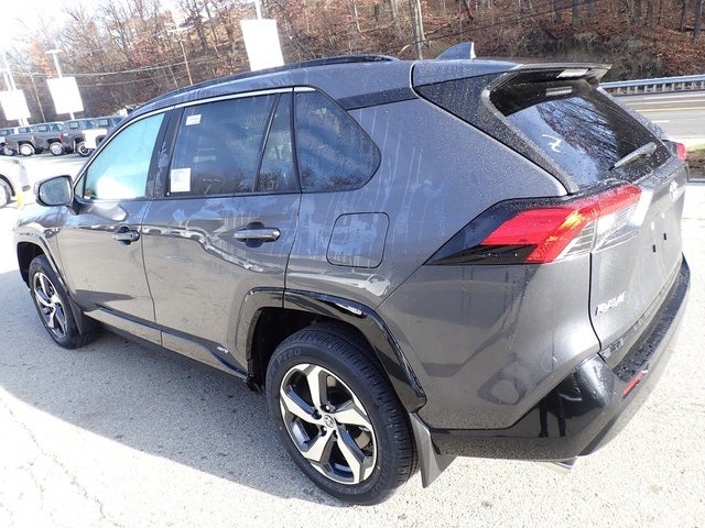 2025 Toyota RAV4 Plug-in Hybrid SE