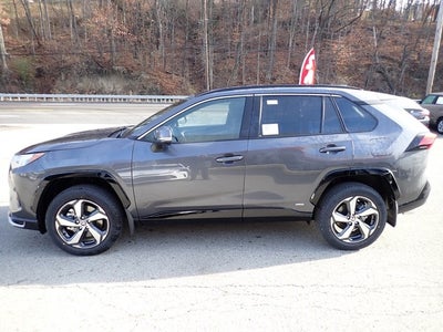 2025 Toyota RAV4 Plug-in Hybrid SE