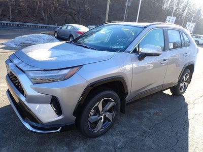 2025 Toyota RAV4 Plug-in Hybrid SE